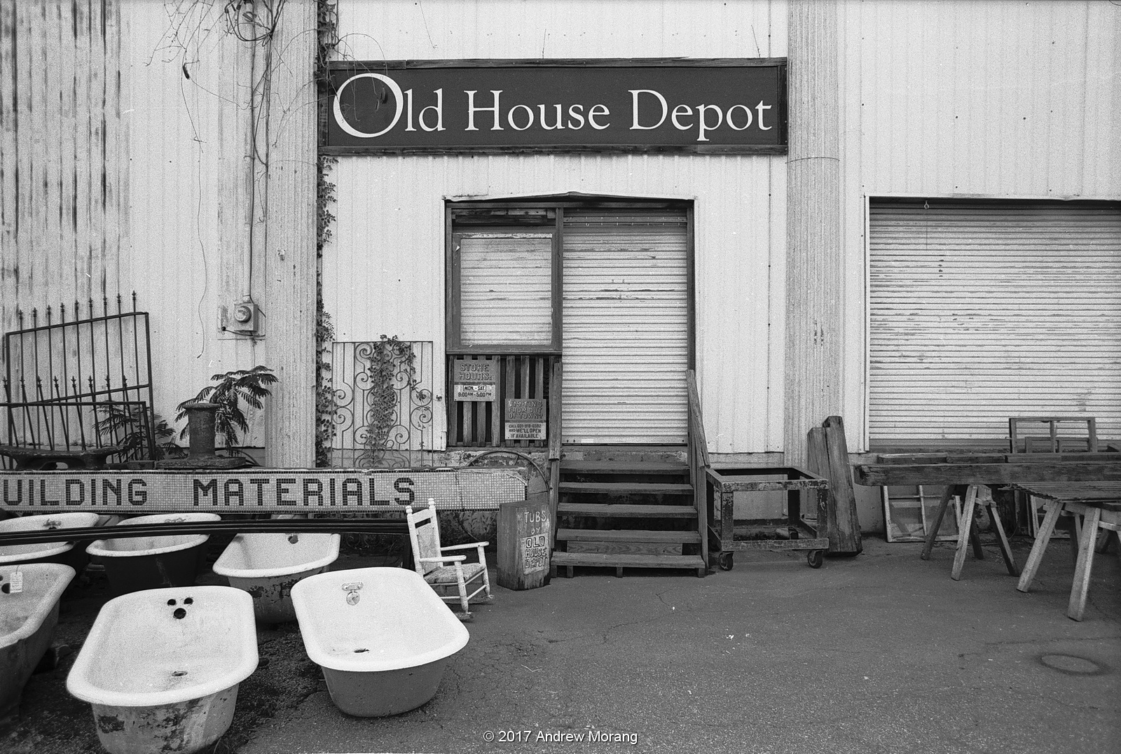 Urban Decay That SINKing feeling in Jackson, Mississippi