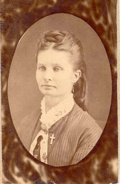 Pieces of Wild Rose, WI Area Genealogy and My Own: Annie Etheridge Jones