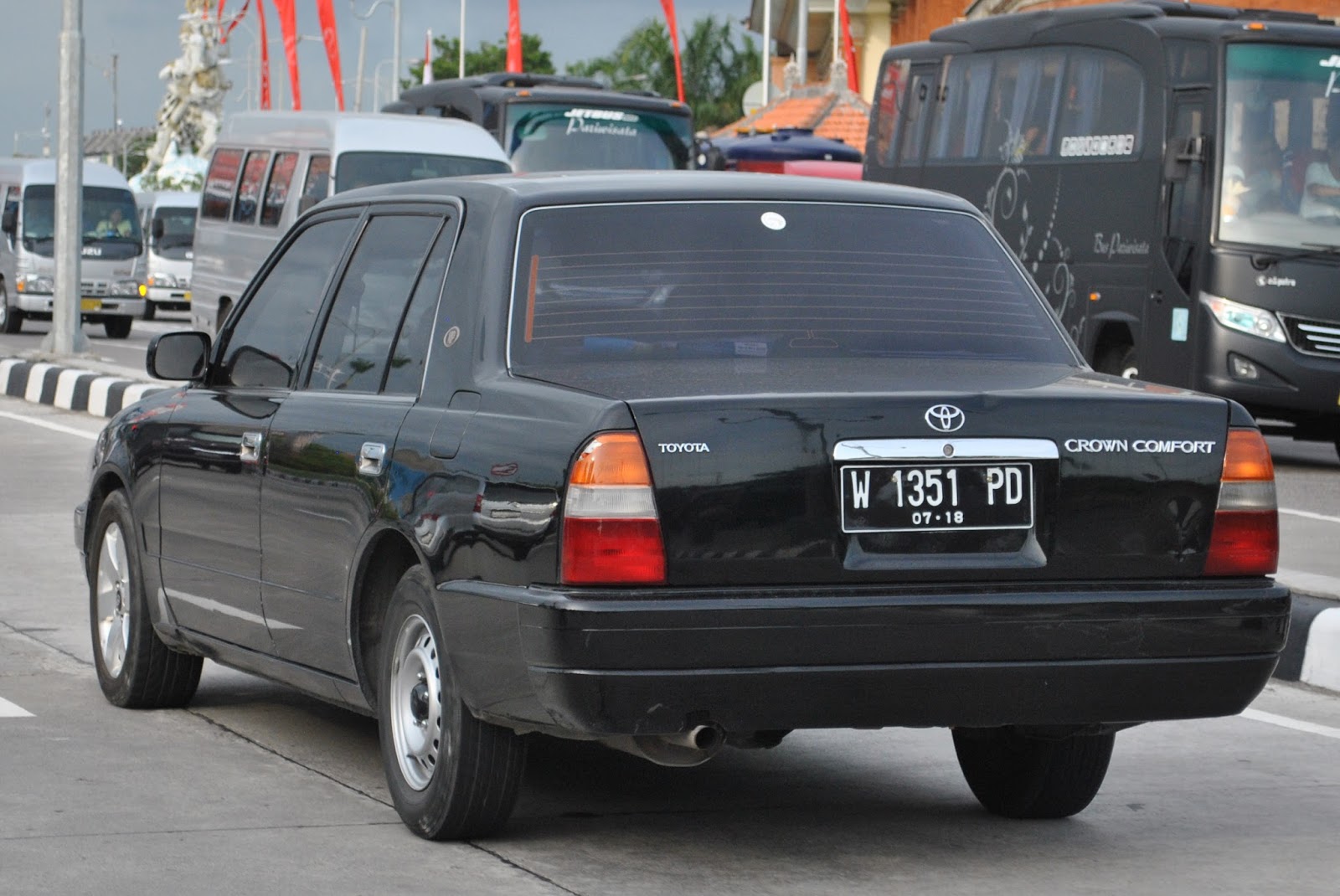 The Valuable Experience Jalan Panjang Sedan Bermesin Diesel Di