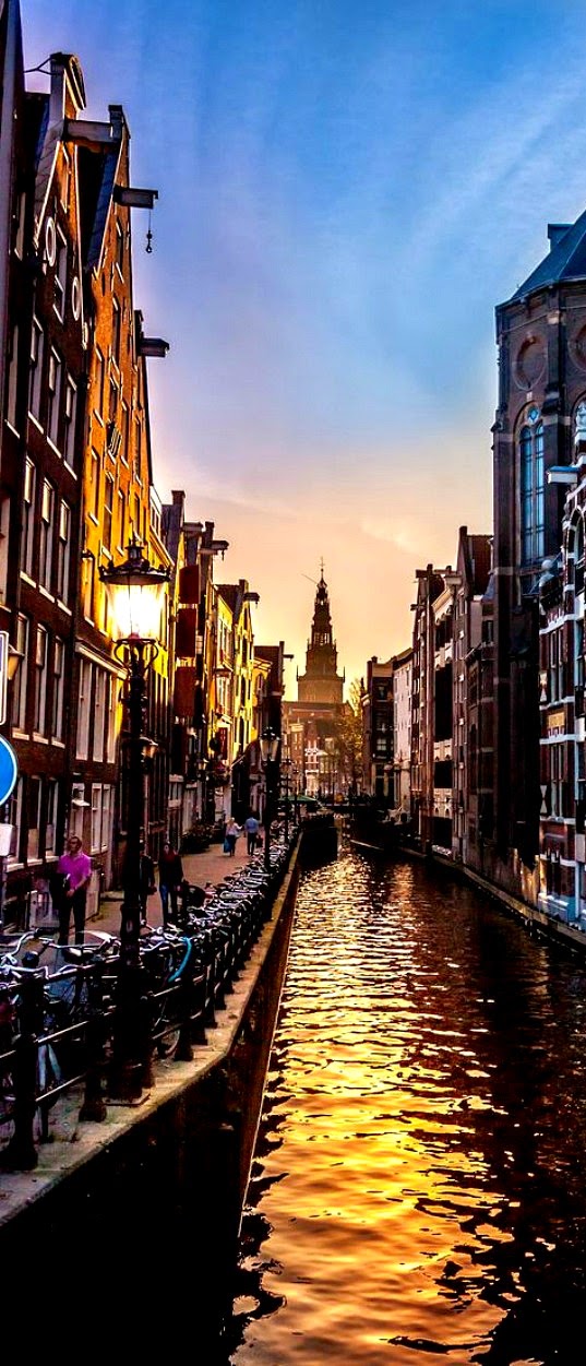 Top 10 Beautiful Cities to Celebrate Christmas | Amsterdam, Netherlands Top 10 Beautiful Cities to Celebrate Christmas | Amsterdam, Netherlands