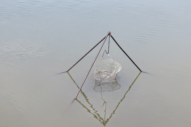 Садок для рыбы на озере Яу-Балык
