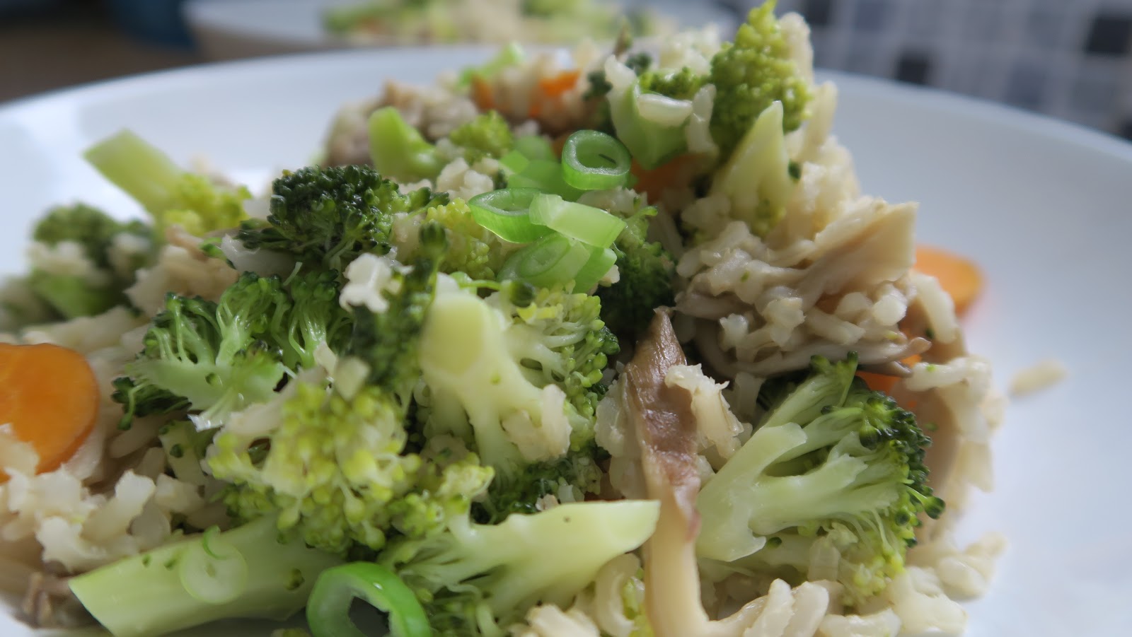 Freezable Broccoli, Mushroom and Cashew Rice