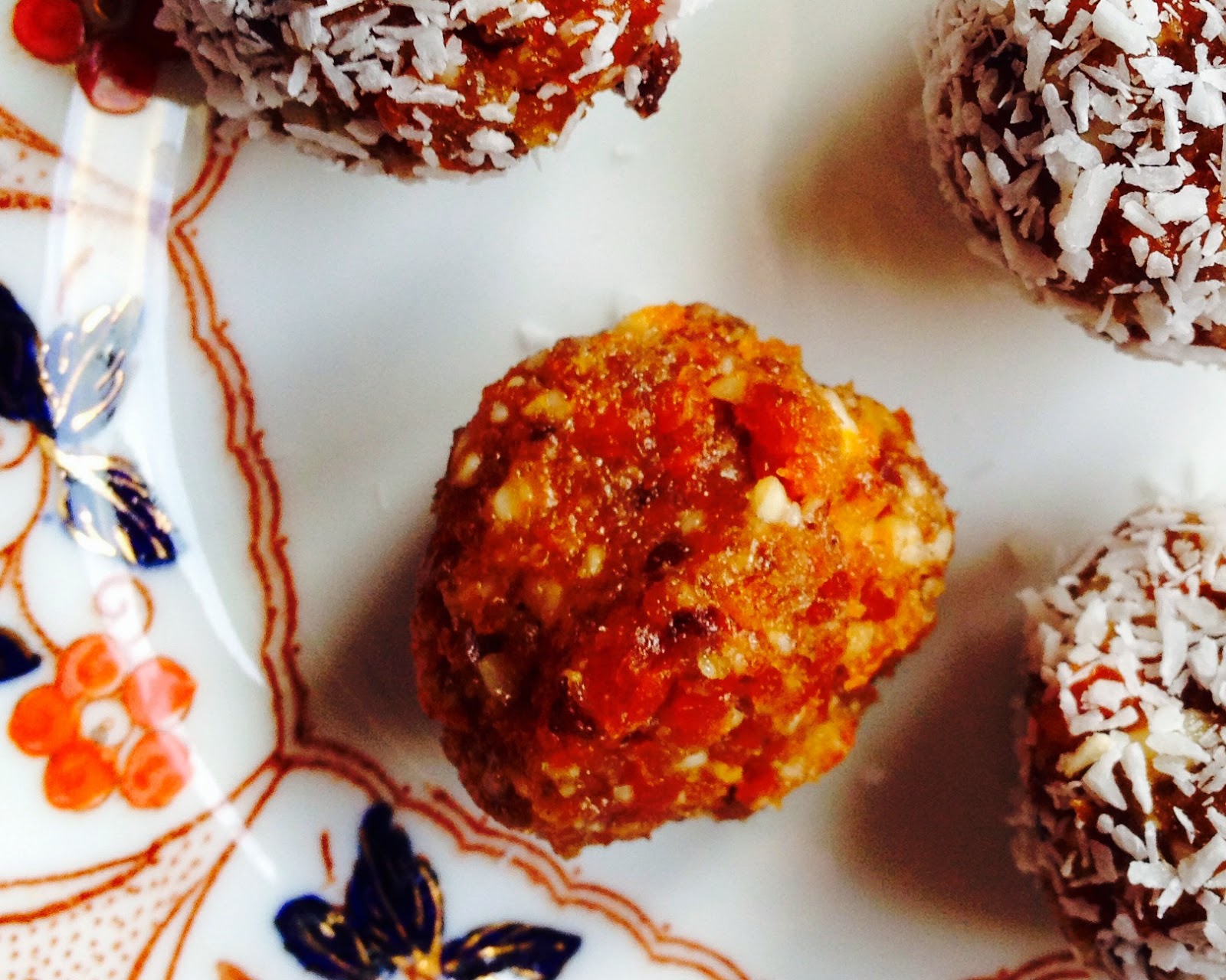 Apricot And Ginger Bliss Balls