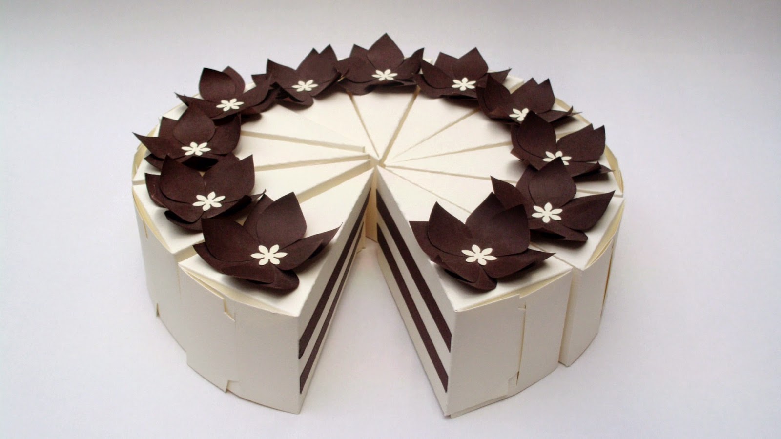 Handmade PaperHeaven Chocolate cake favor boxes / Tort din ciocolata cutii marturii