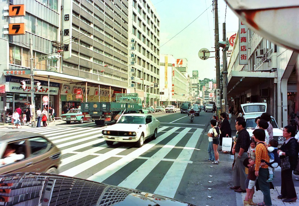 Here is a beautiful photo collection from Edgar that show daily life of