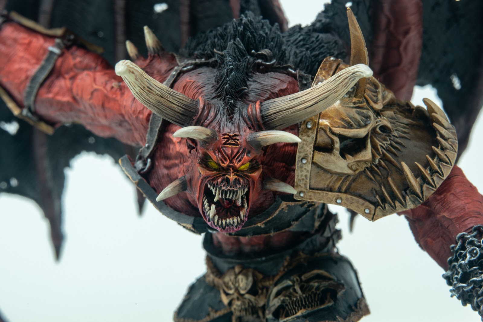 Showcase: Forge World Bloodthirster An’ggrath the Unbound by Silvernome.