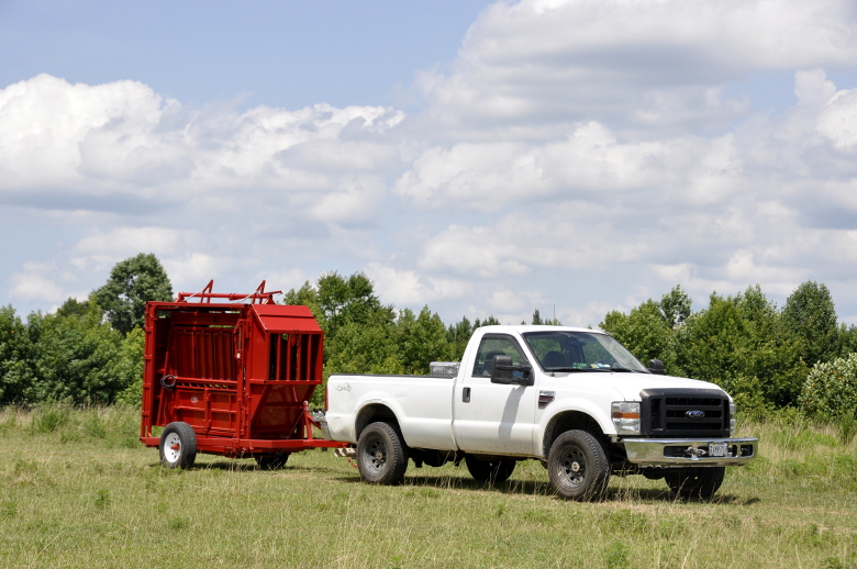 Portable Bison Squeeze Chute Buffalo Dan s Bison