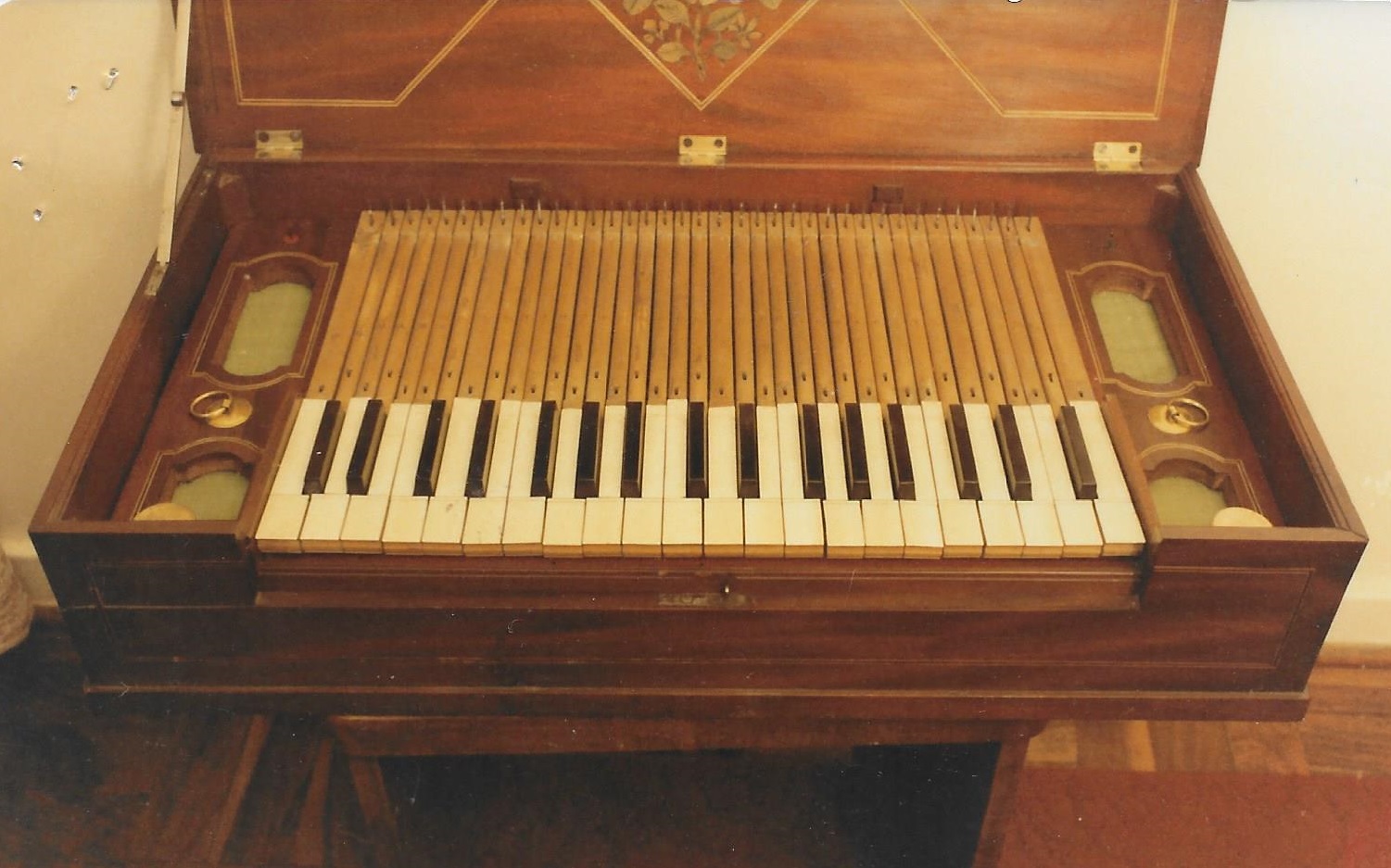 The Hans Adler Collection of Early Instruments Beyer Glasschord or