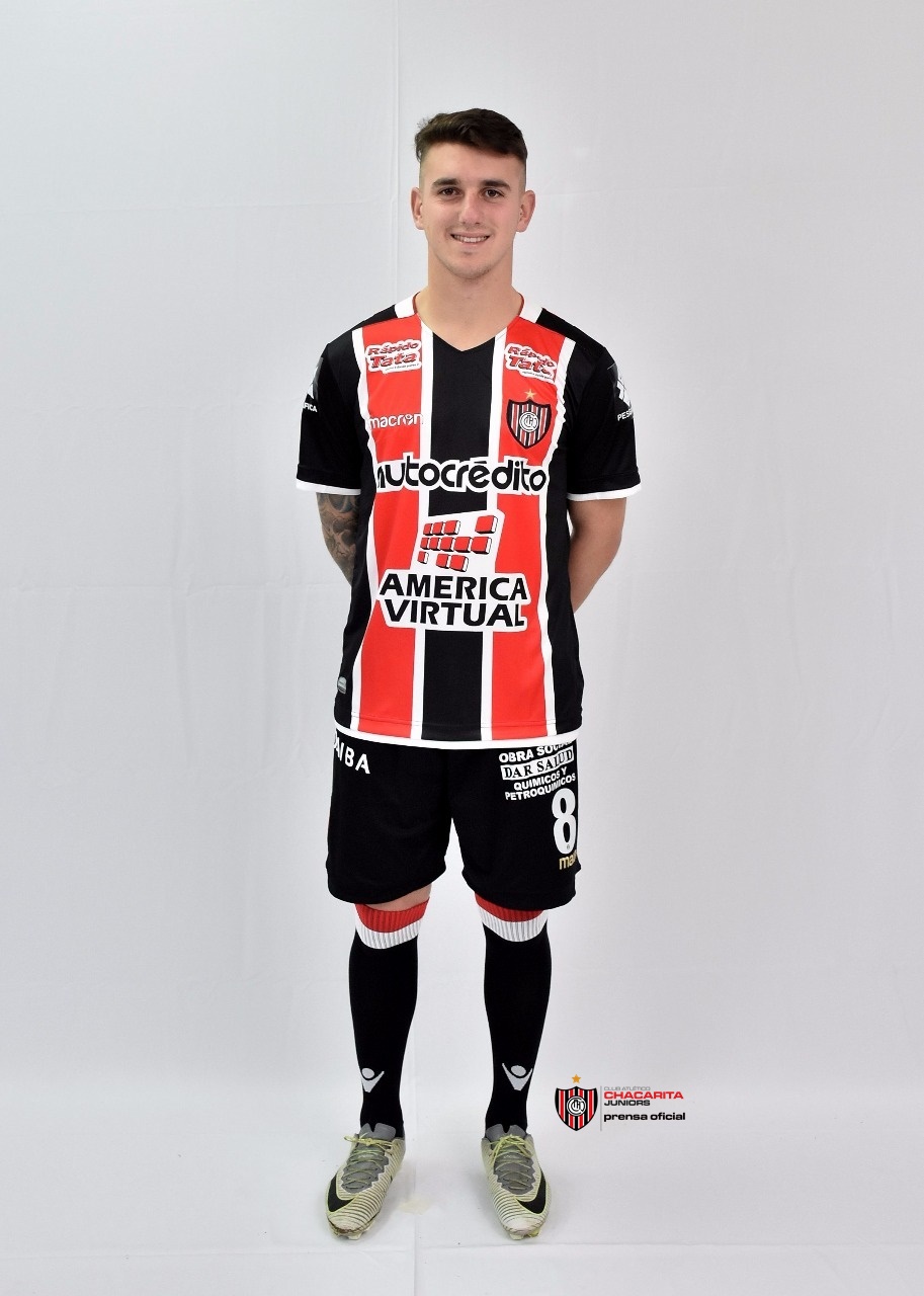Esta es la nueva camiseta de Chacarita (galería de imágenes) La