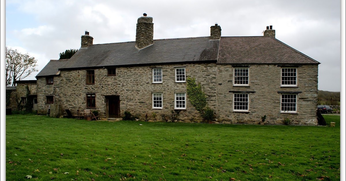 Discovering Old Welsh Houses Group Return visit to Gronant
