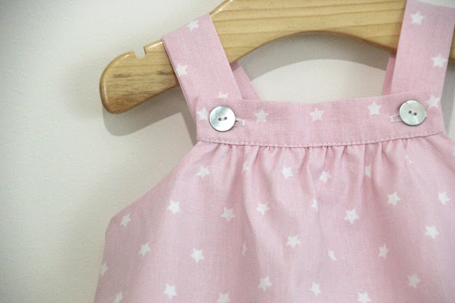 DIY Tutorial y patrones gratis VESTIDO y BRAGUITAS para bebé niñas. Costura ropa bebés.