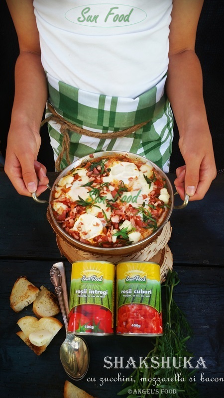 Shakshuka cu zucchini, mozzarella si bacon