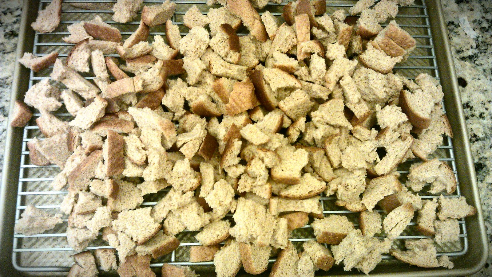 Clean, Fresh and mostly Veggie: Vegetarian/Vegan Thanksgiving Stuffing