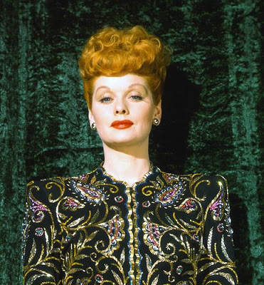 http://lovethoseclassicmovies.blogspot.com/2012/05/in-pictures-lucille-ball.html