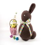 http://www.softiez.ca/uploads/2/8/2/2/28221735/chocolate_easter_bunny_-_free_crochet_pattern.pdf