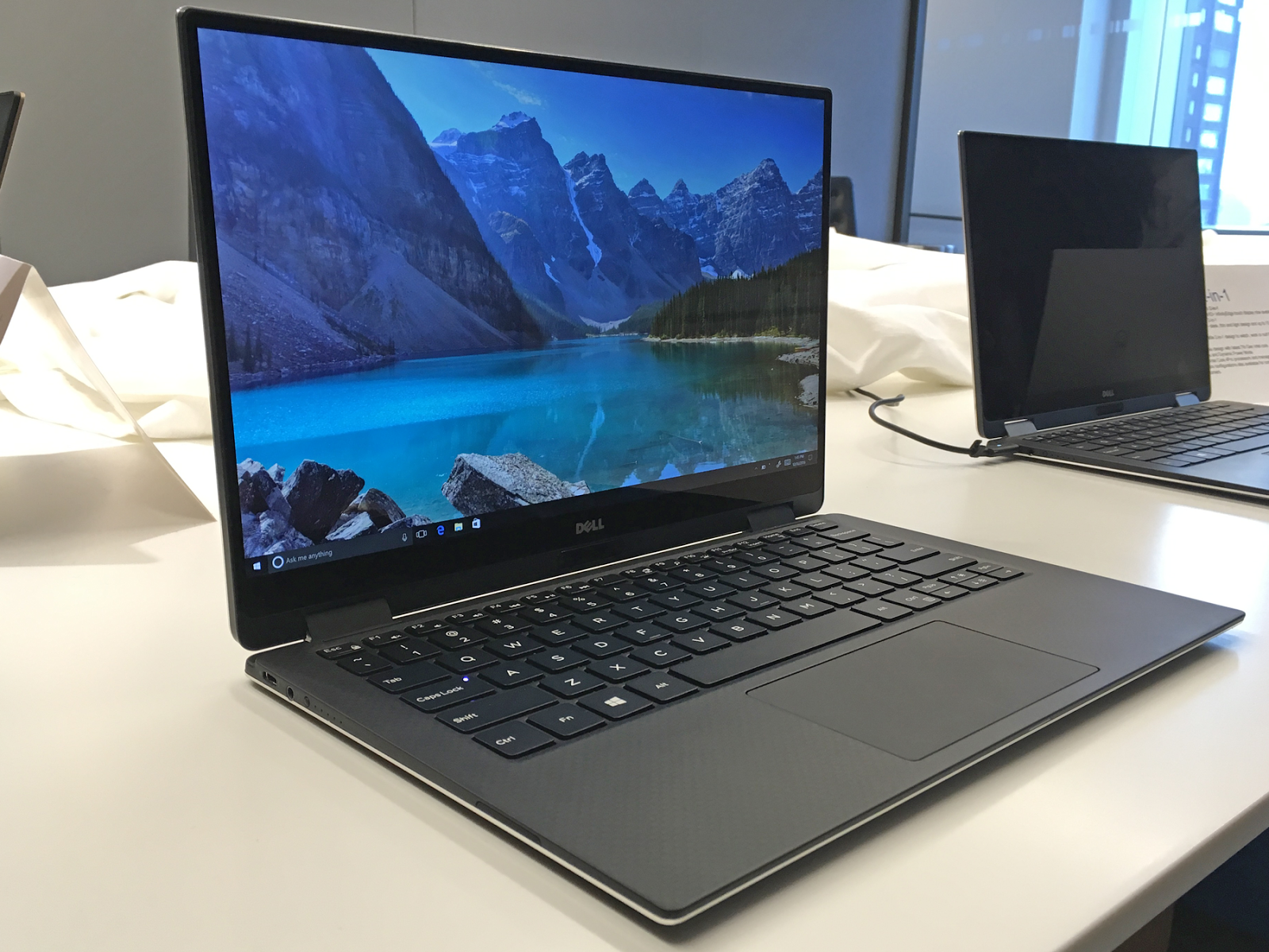 Top level best laptop Dell XPS 13 Under 1190 Trusted and Review