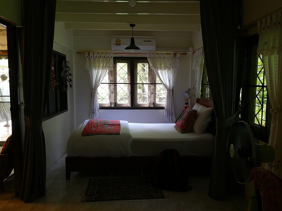 Phuttal Residence bedroom 2
