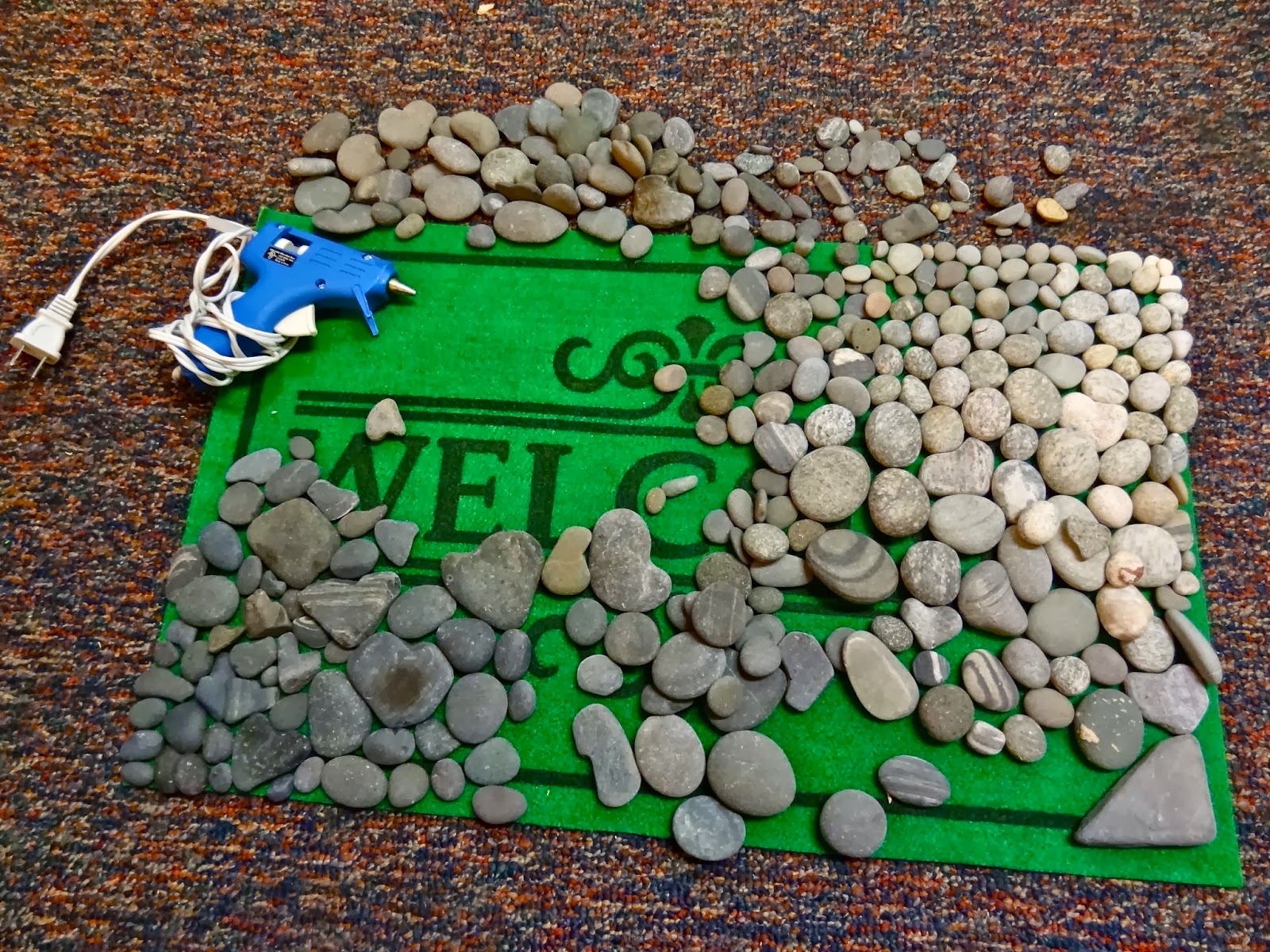 the little gunnell family DIY Stone Mat