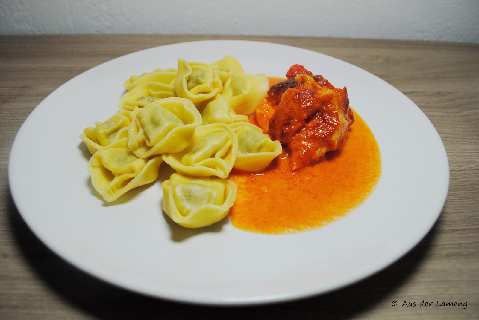 Hähnchen in Paprika-Sahne-Soße mit Ricotta Tortellini – Aus der Lameng