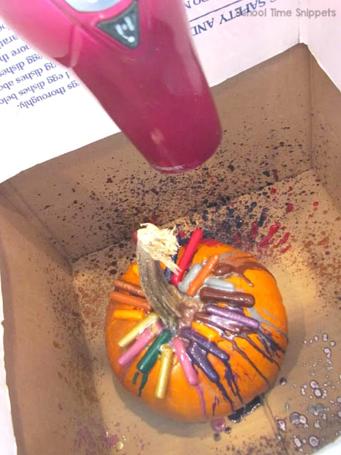 Melted crayon Pumpkin decorating idea