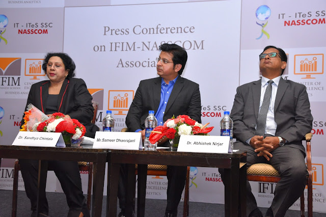 (From L to R) Dr. Sandhya from NASSCOM, Mr. Sameer from Fractal Analytics and Dr. Abhishek from IFIM Business School (From L to R) Dr. Sandhya from NASSCOM, Mr. Sameer from Fractal Analytics and Dr. Abhishek from IFIM Business School