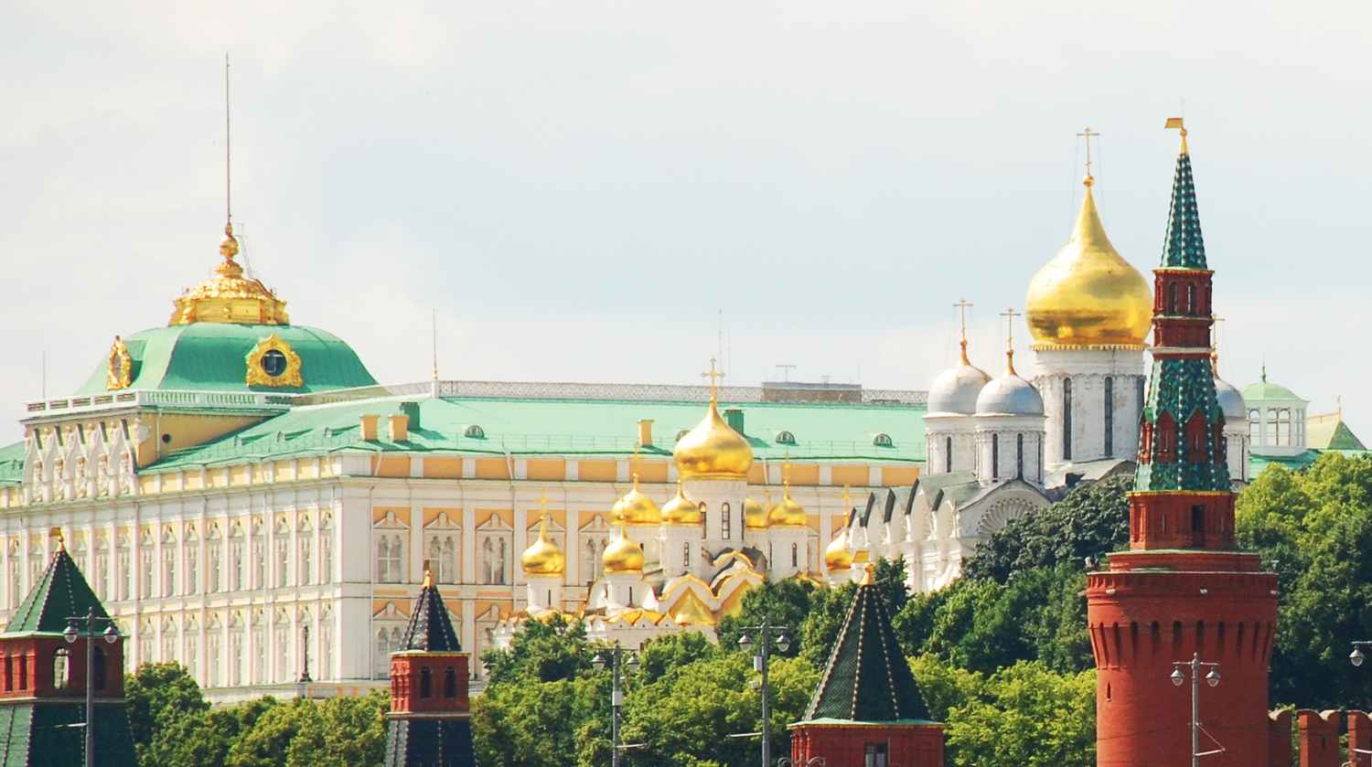 площадь красной площади в москве. москва в мае. ночной кремль москва. покажи москву. маючий москва.