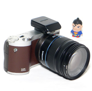 Kamera Mirrorless Samsung NX300M Bekas Di Malang