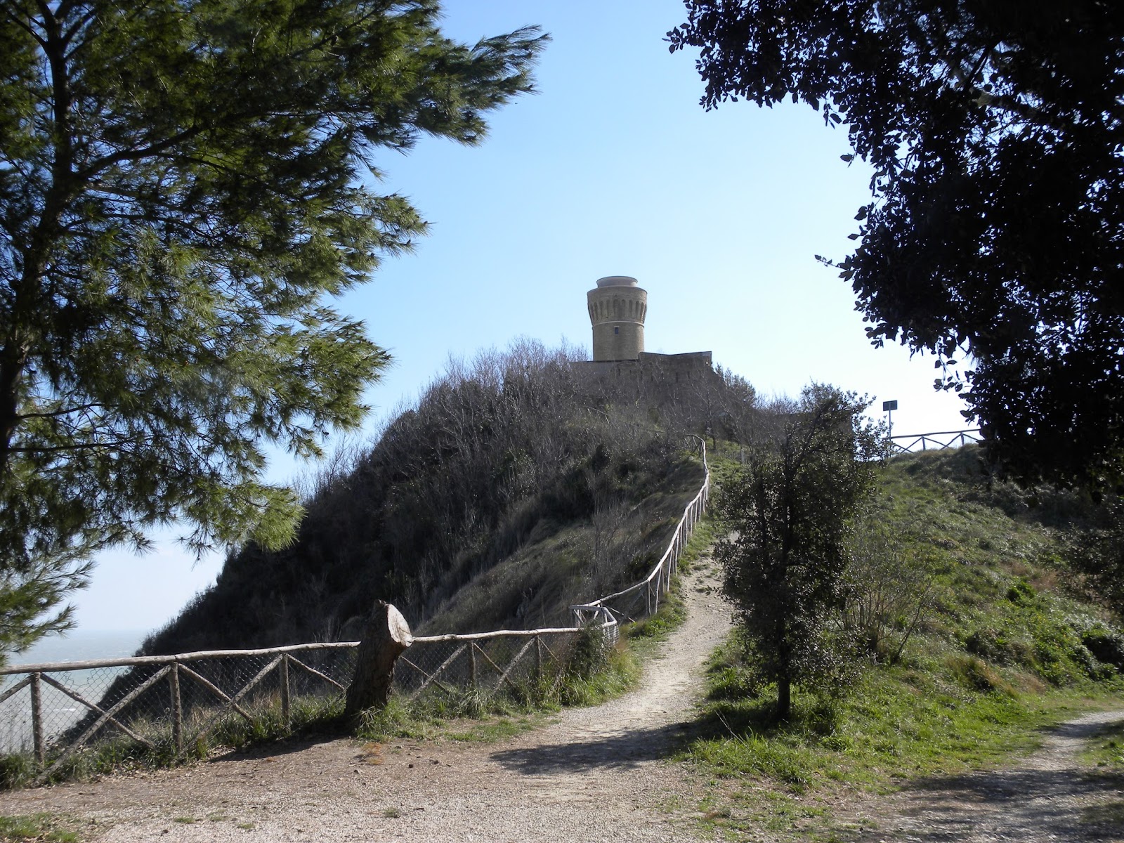 Dal Parco del Cardeto al Porto di Ancona THE MARCHE EXPERIENCE