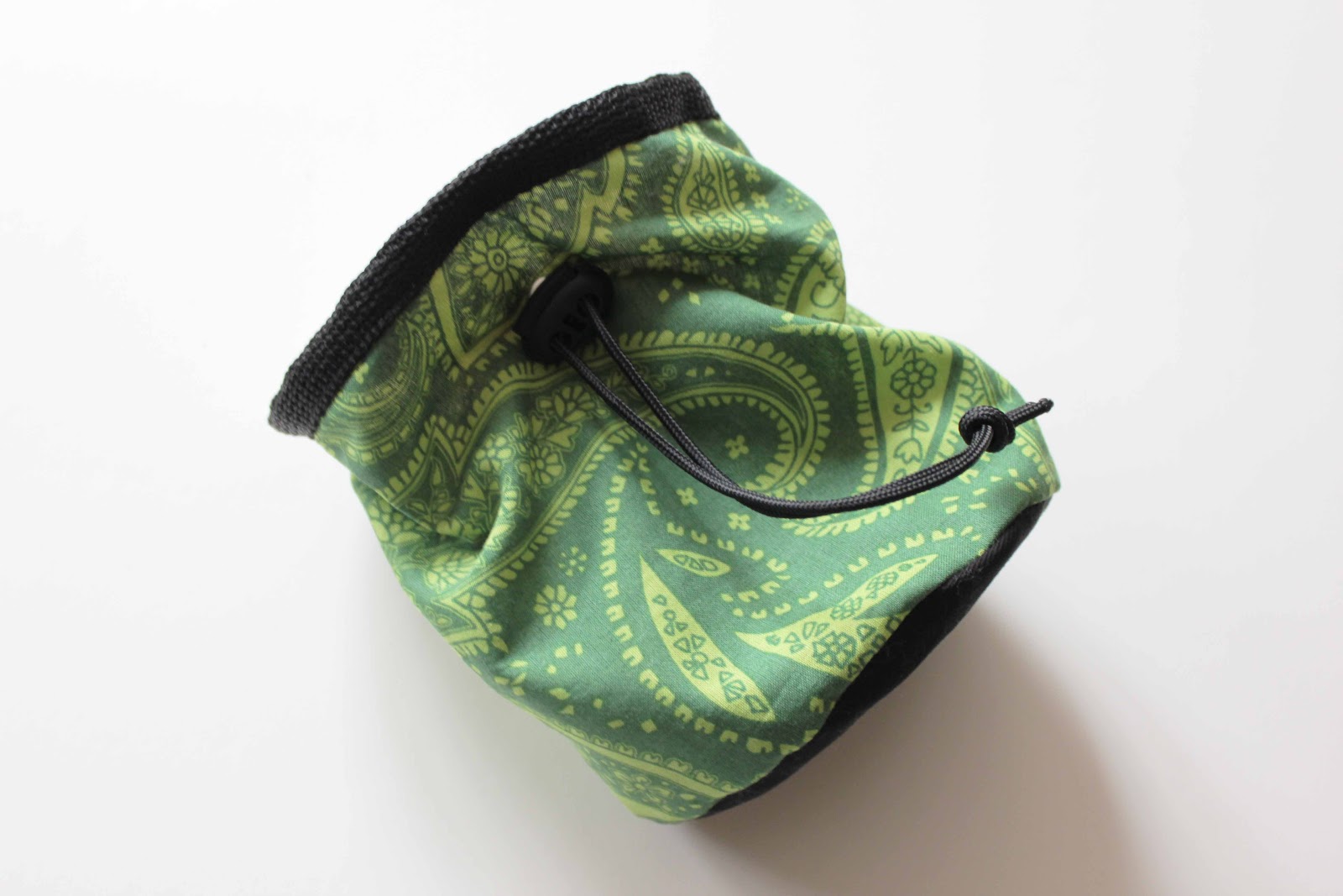 Sewing and Beta Crushing How to make a rock climbing chalk bag?