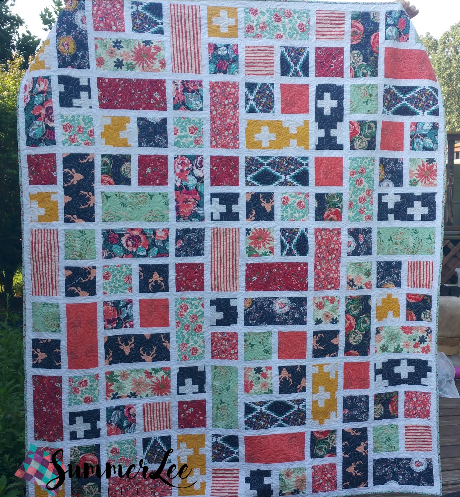 Summer Lee Quilts New Pattern Around the Neighborhood!