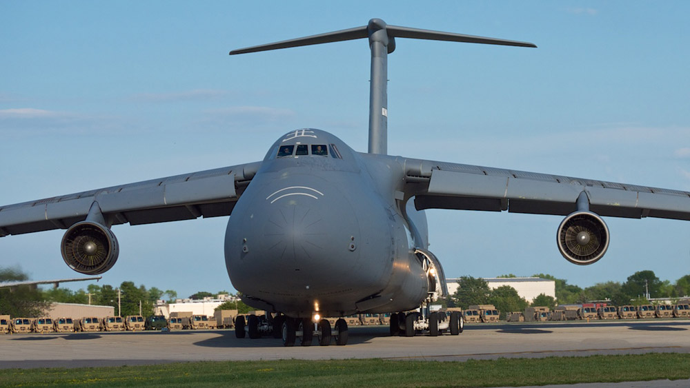 O maior avião militar do mundo