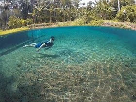 Jelajah Nusantara : Nikmati Foto Under Water dengan Keindahan Mata Air Way Sumpuk