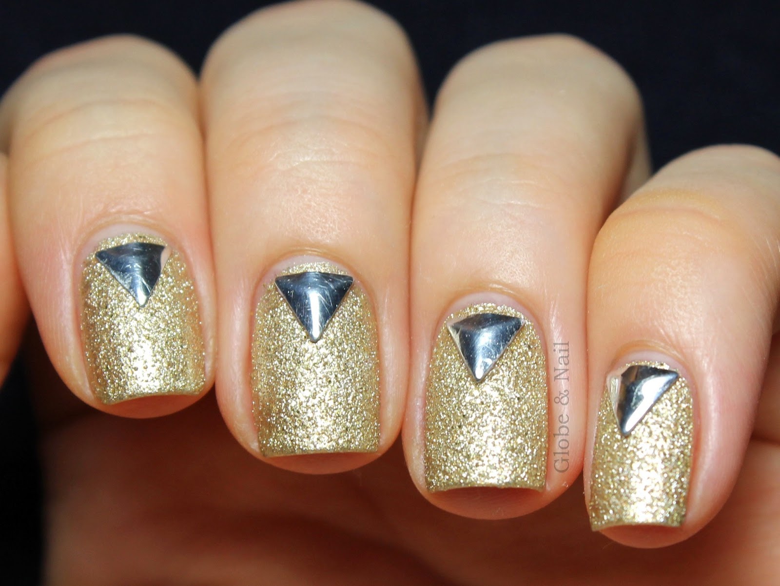 Globe & Nail KKCenterHK Triangle Nail Studs Review