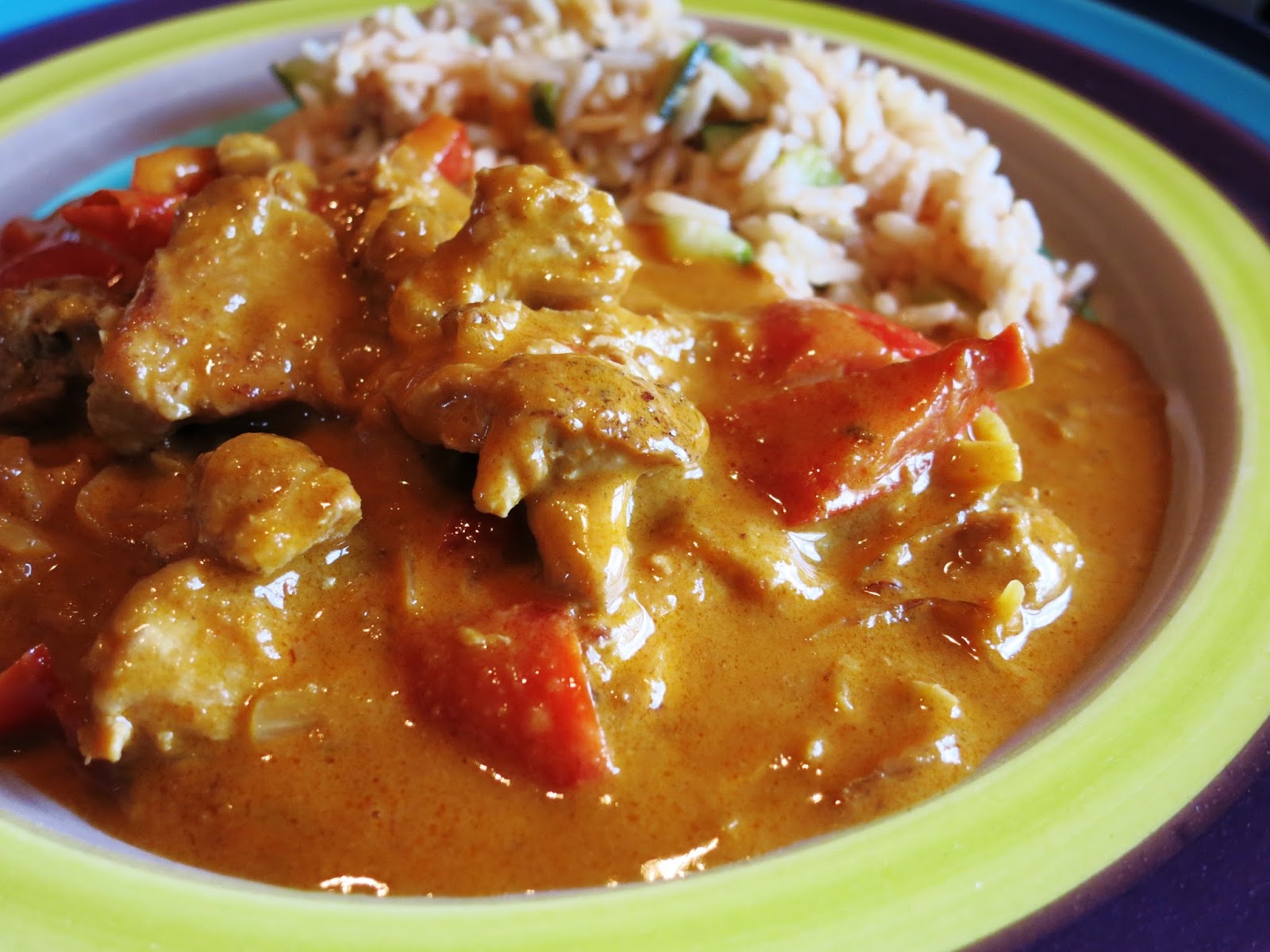 Cuisine solo Sauté de porc au paprika et lait de coco