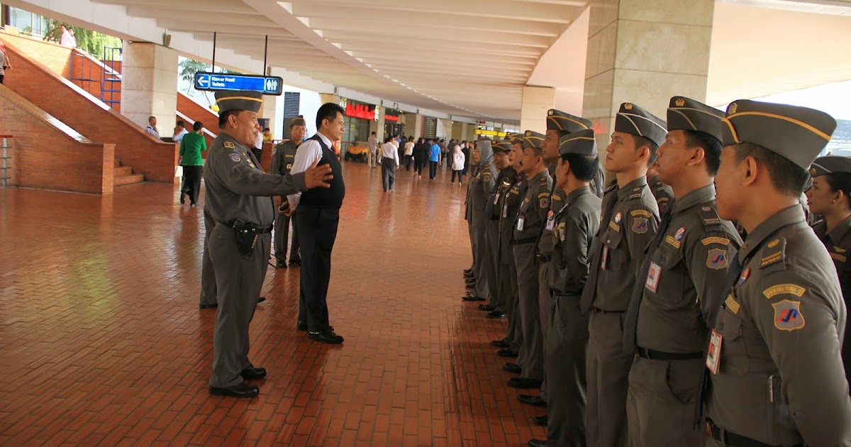 Kerja Jadi Avsec Peluangnya Sangat Besar Pspp Yogyakarta Pramugari Staff Penerbangan Avsec