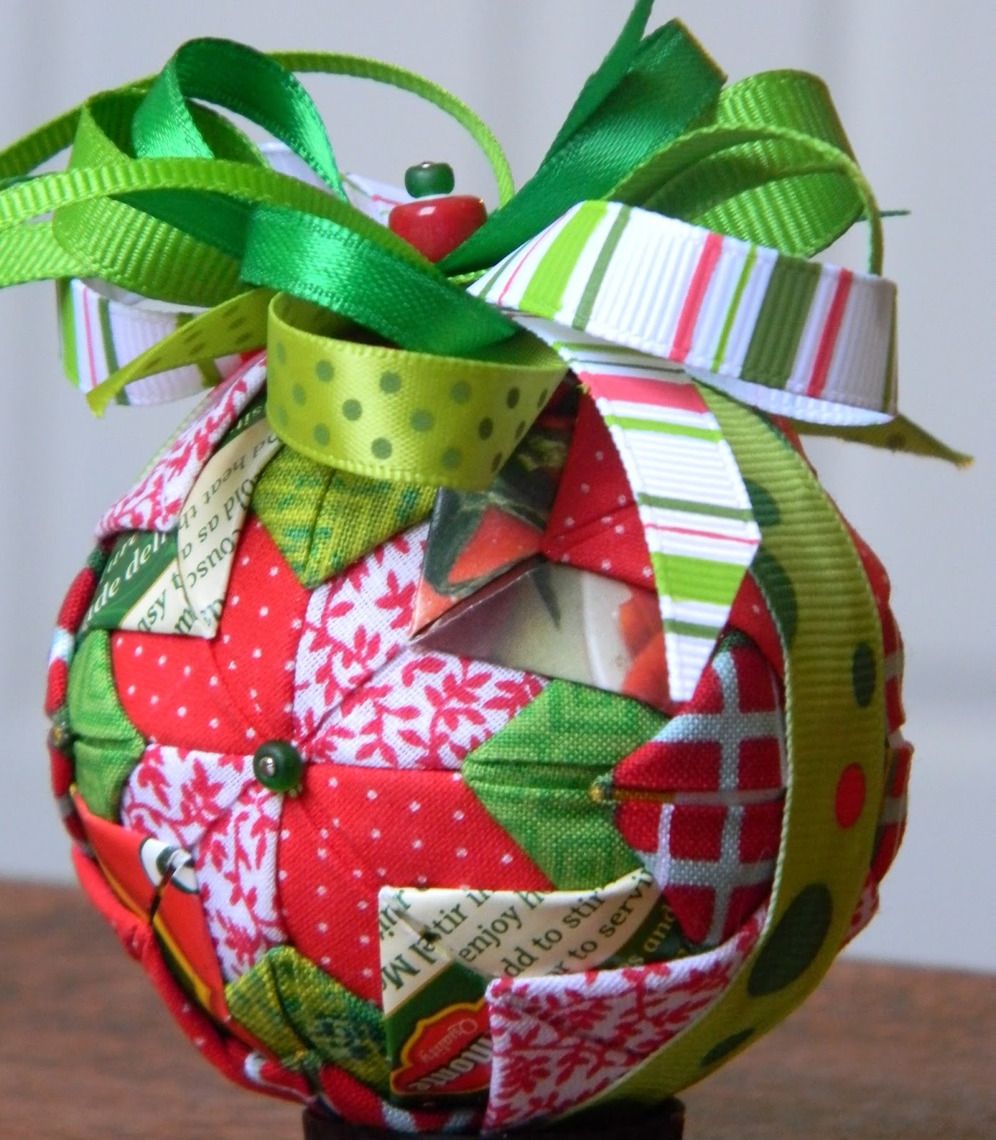 How to Recycle Recycled Christmas Ball Ornaments