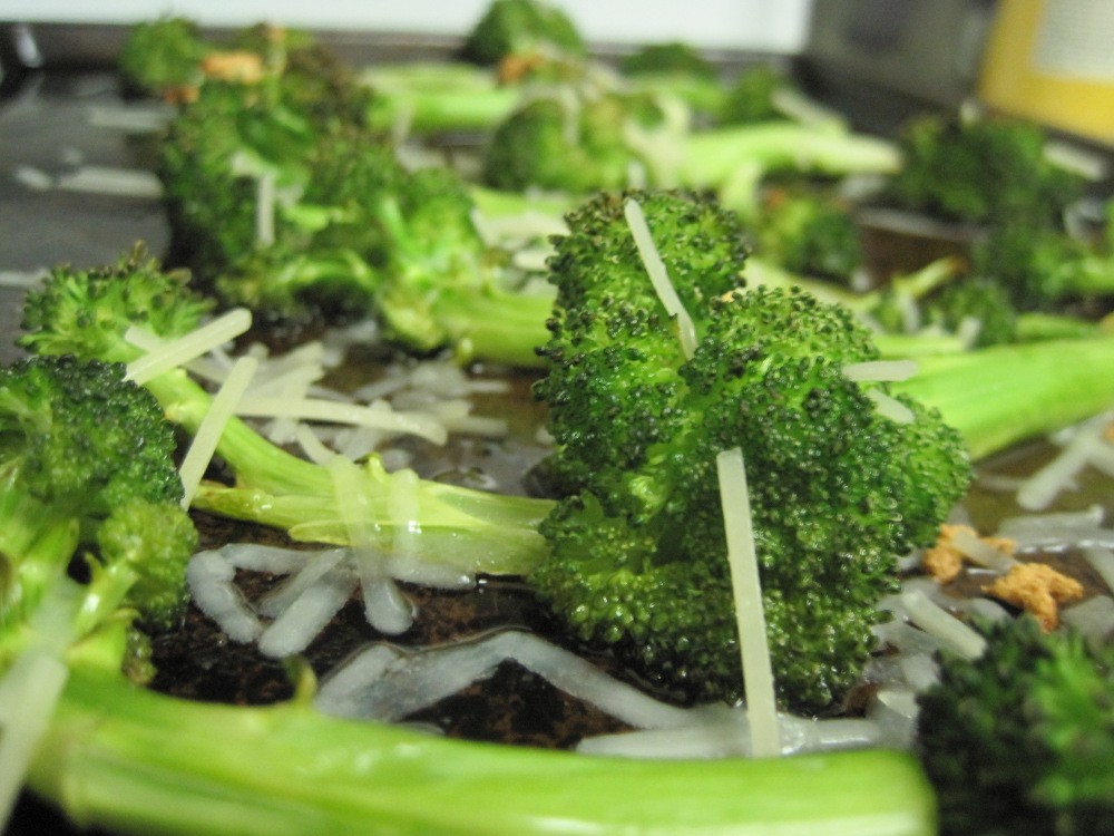 Adventures With My Oven: Emma's Super Delicious Broccoli!