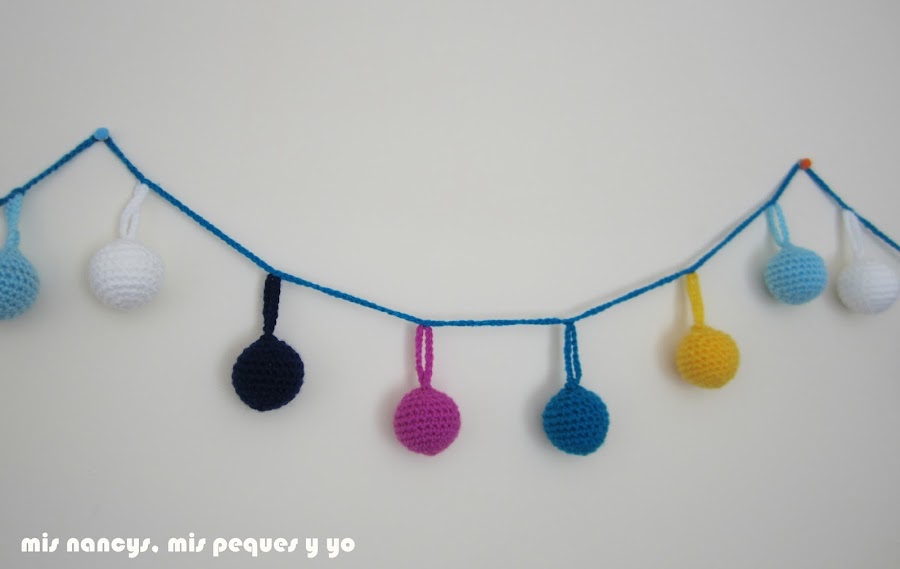 mis nancys, mis peques y yo, guirnalda con bolas de crochet, tramos