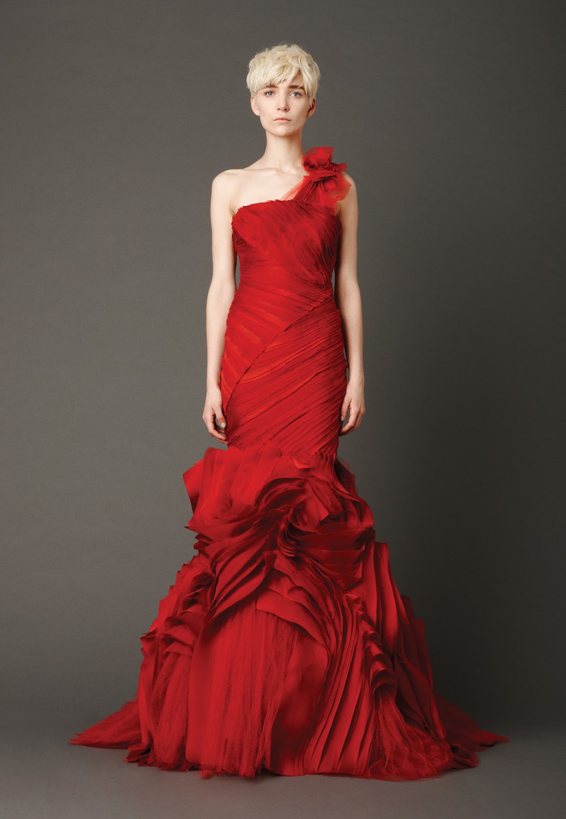 DressyBridal: Learn Wedding Dresses 2013 Trends from Vera ...