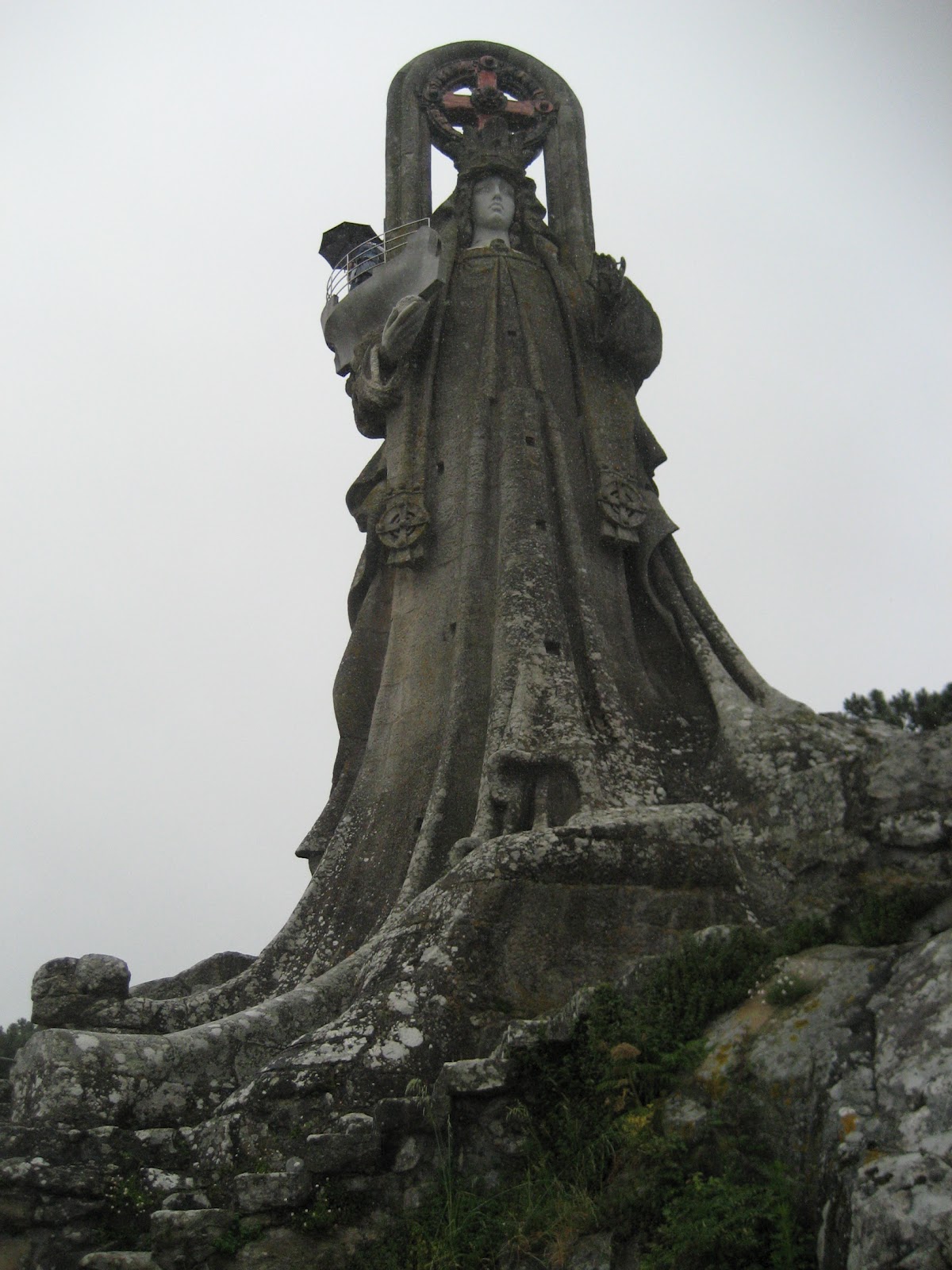 Virgen de la Roca en Baiona