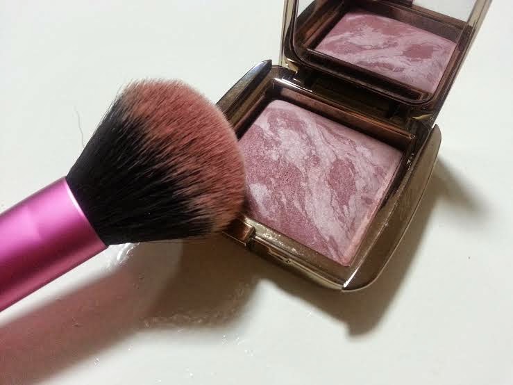 Beauty Makeup Etc: Hourglass Ambient Lighting Blush - Mood Exposure