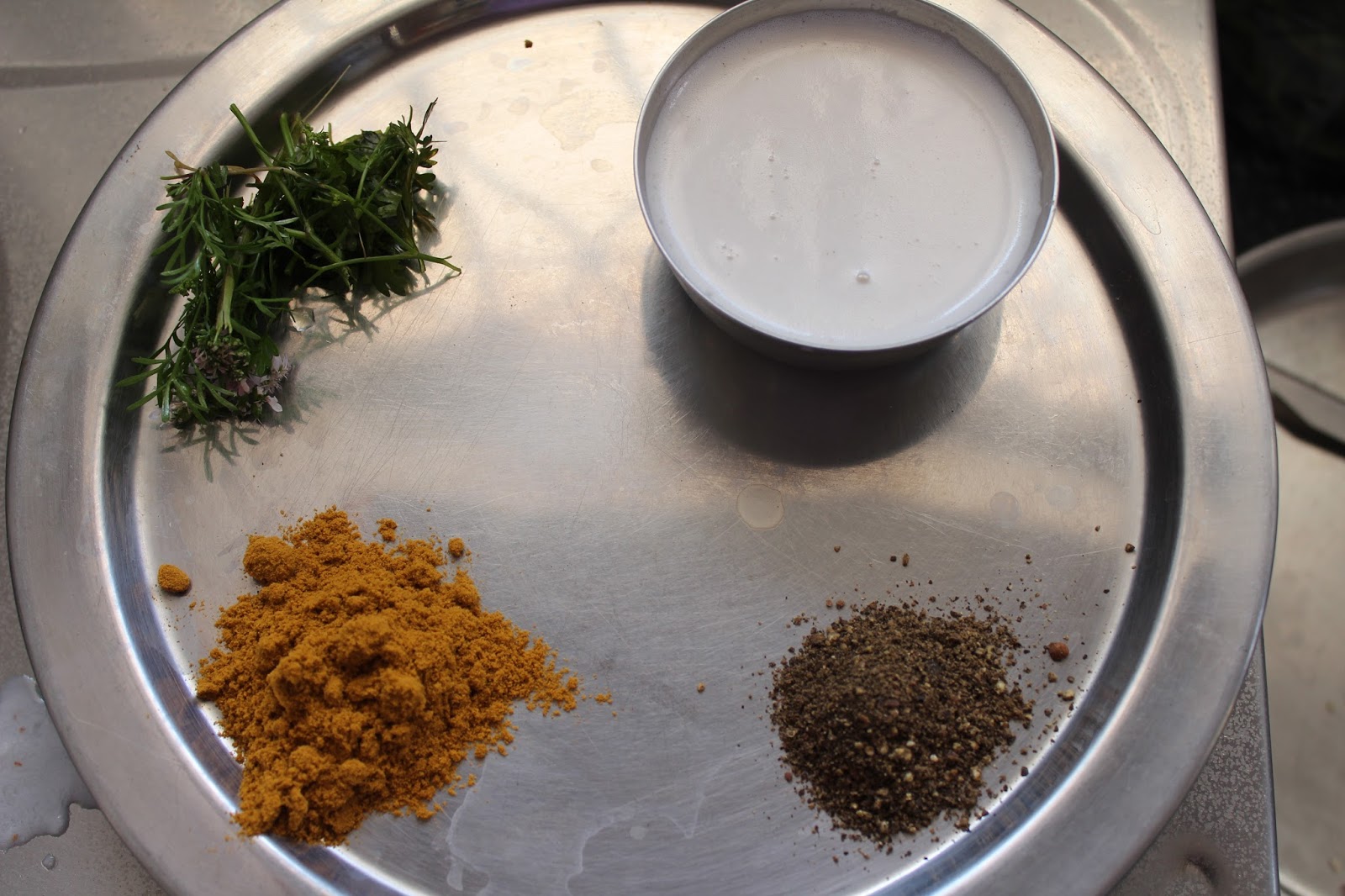 CHICKEN SOUP / KOZHI RASAM.