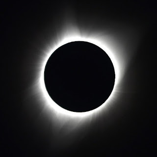 Mark Graves of The Oregonian/OregonLive got this shot of the 2017 solar eclipse in Salem, Oregon during totality.
