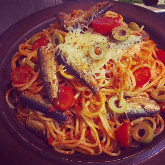 Little Chef smoked oil sardines pasta