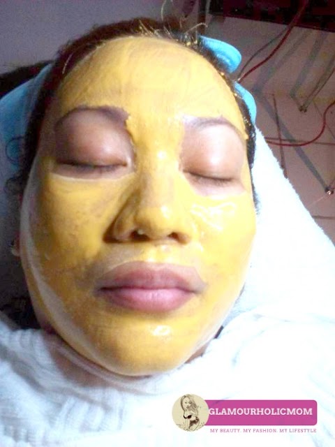 24K Gold Facial Mask Experience at NINÉT #Beauty #GoldMask #24KGoldMask