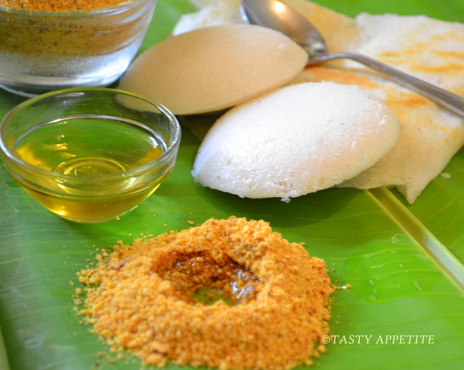 Idli Milagai Podi / Side Dish for Idly, Dosa