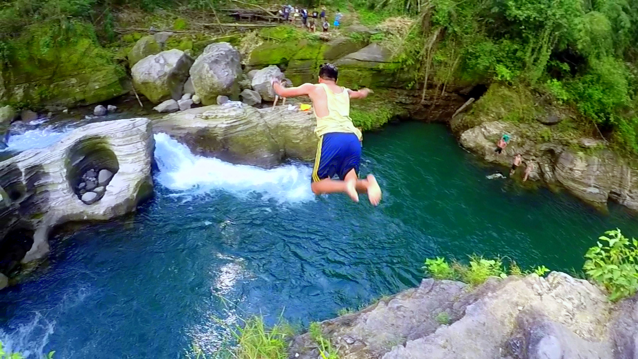 Get your adrenaline rush in Tangadan Falls, La Union moredantravels