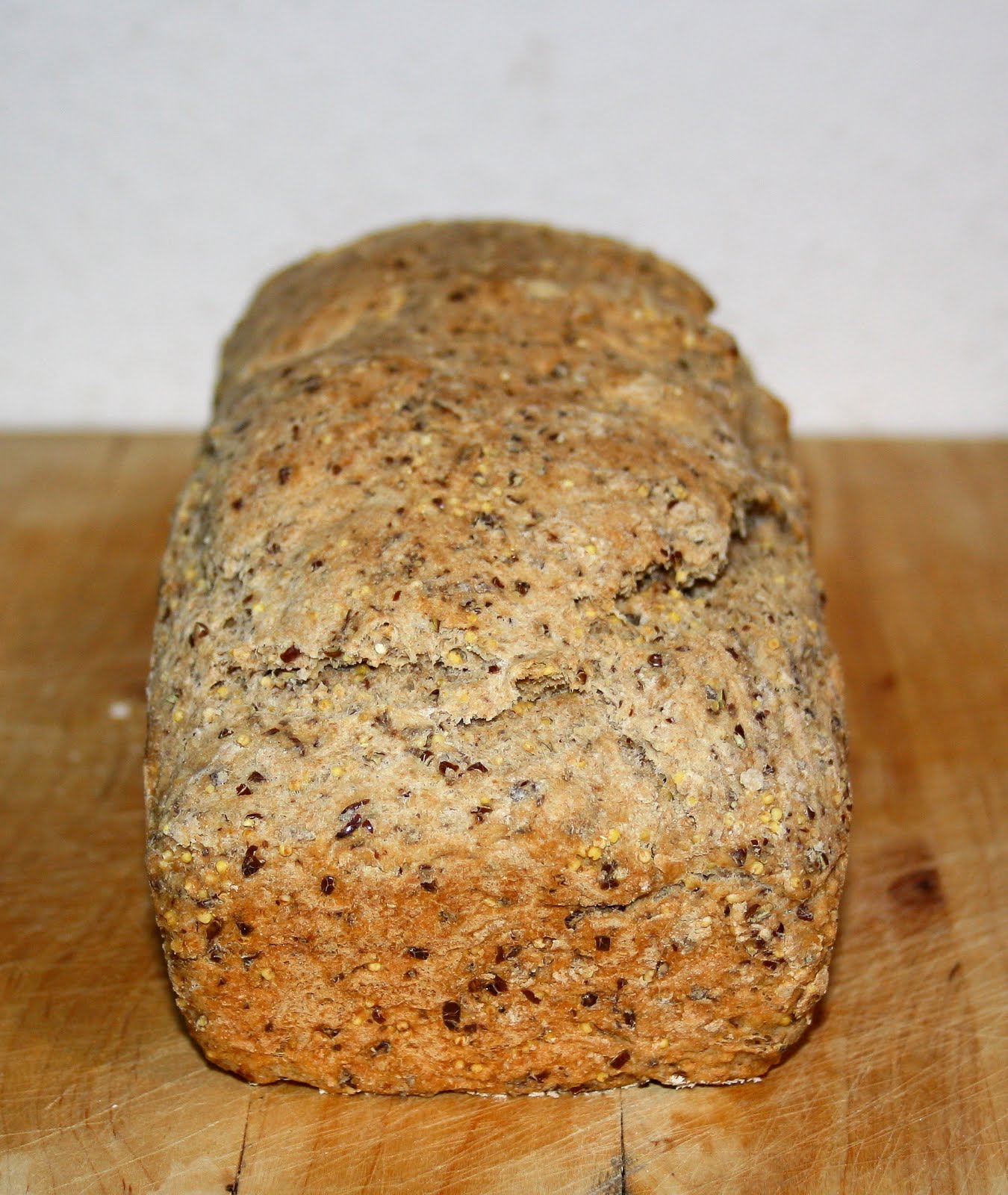 Selber Brot backen - Hirse-Joghurt-Brot – The Vegetarian Diaries
