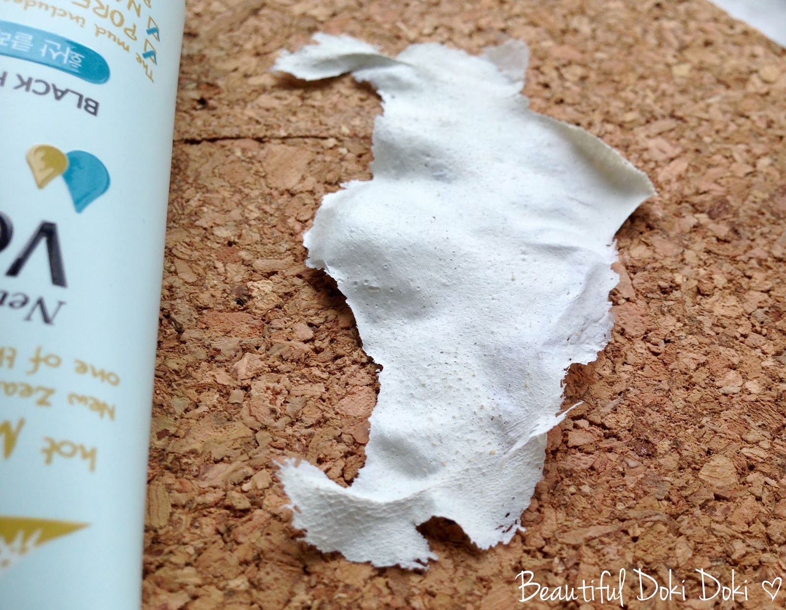 Review The Face Shop » New Zealand Volcanic Clay Blackhead Clay Nose