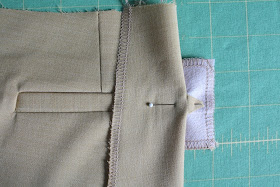 Nicole at Home: Put a welt pocket on it! (Tutorial and free pattern)